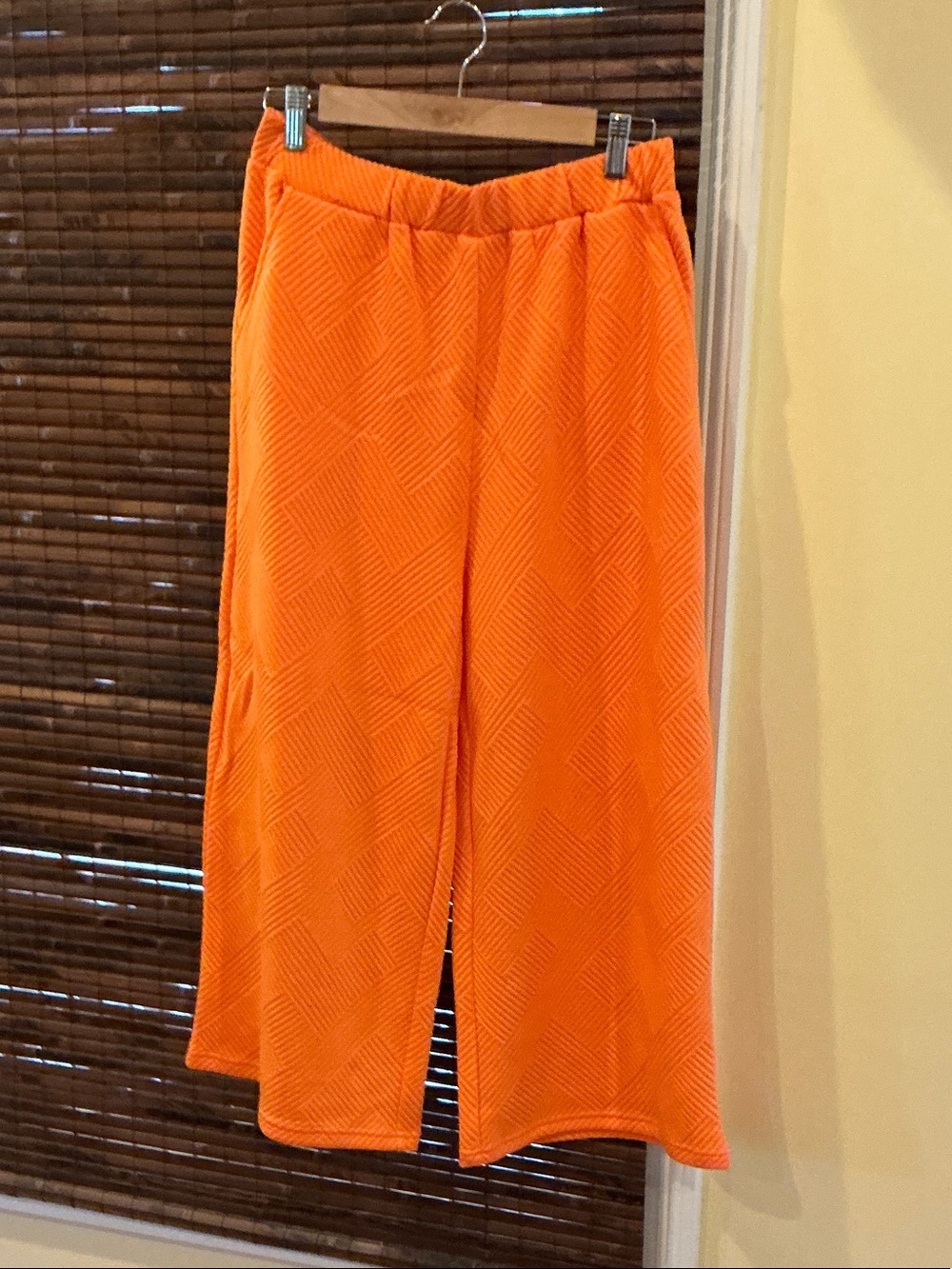 entro Women’s Orange Textured Wide-Leg Pull-On Pants